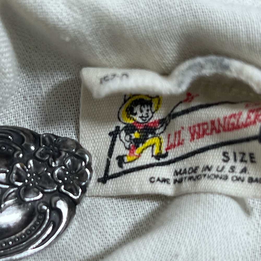 VTG Lil Wranglers Youth Denim Jeans SZ 4 READ 60’s 70’s 
Please review pictures - Picture 12 of 16